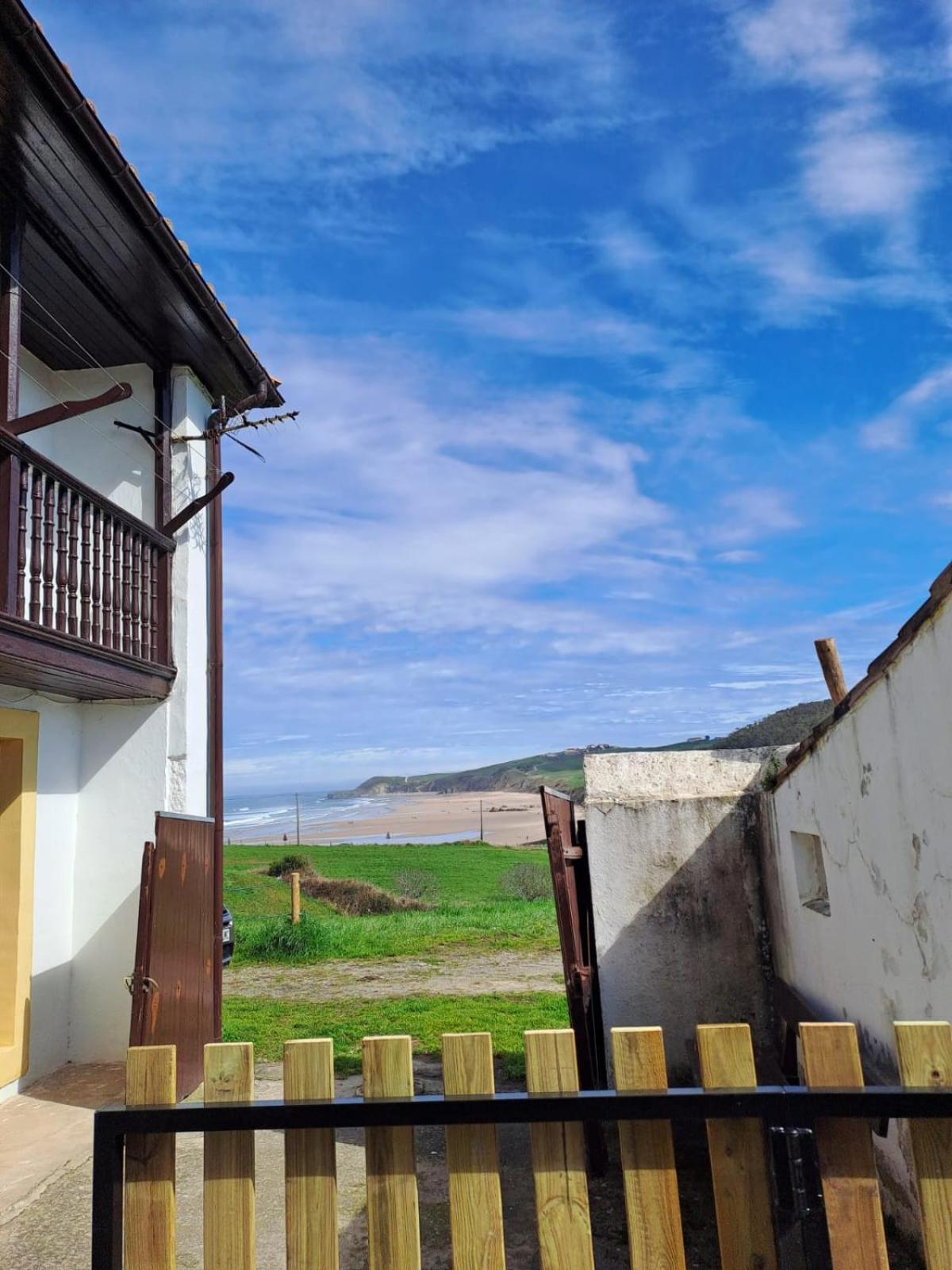La Corralada De Meron San Vicente De La Barquera Exterior foto